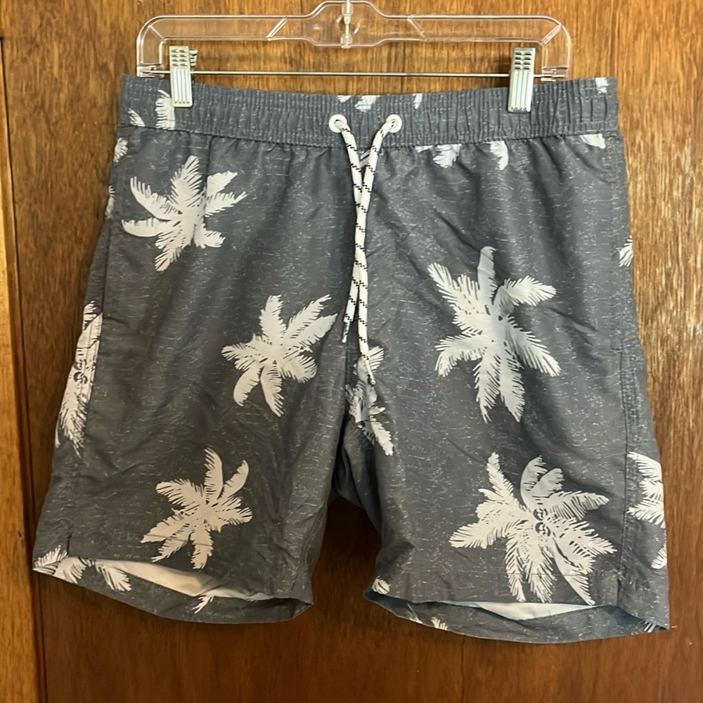 Maamgic Men’s Patterned Swimsuit Medium